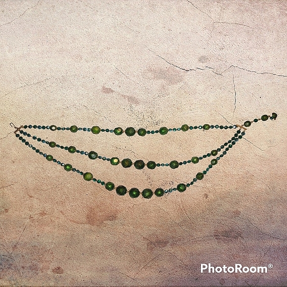Vintage Mid-Century Beaded Necklace - Picture 5 of 6